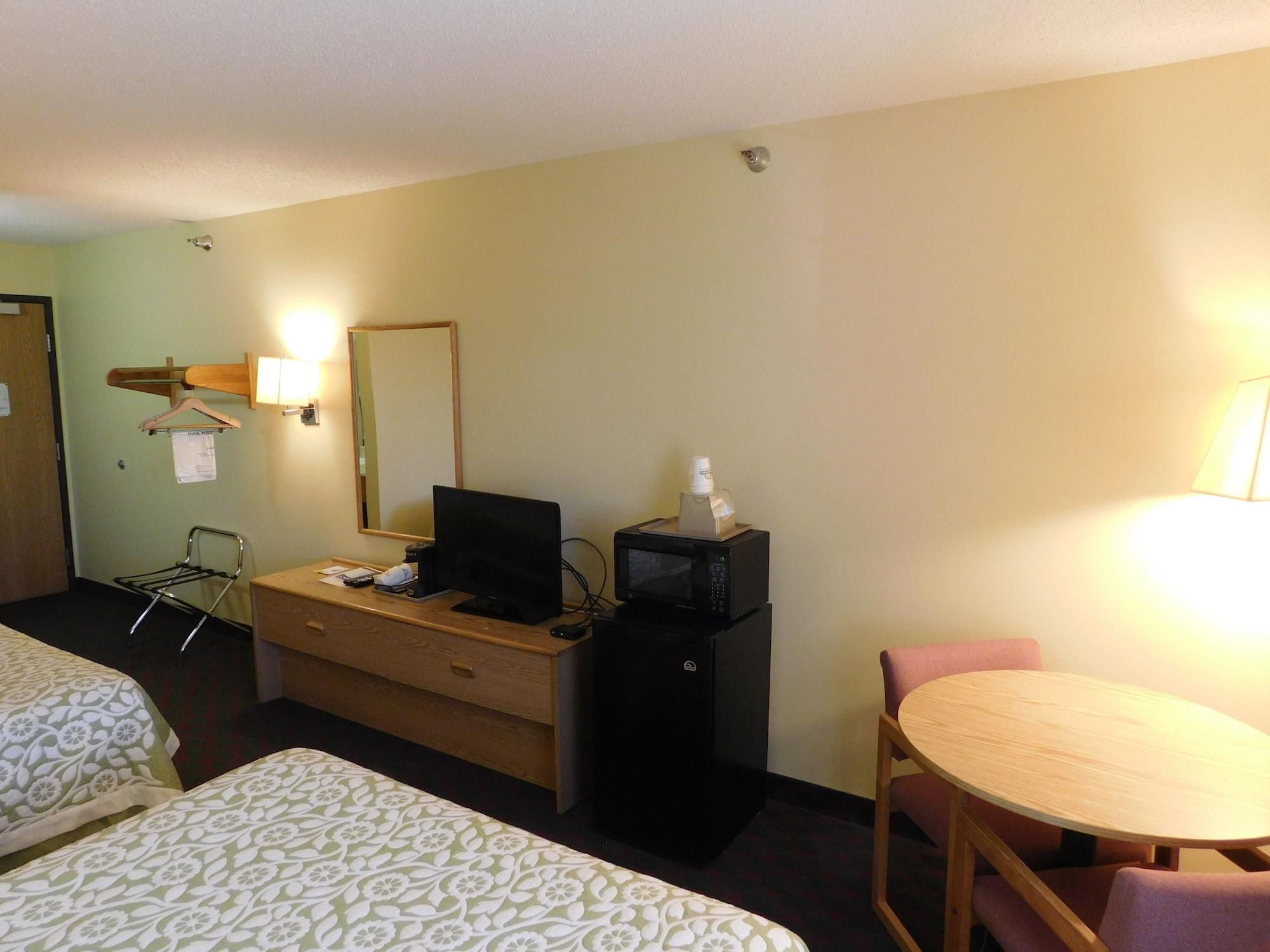 Days Inn By Wyndham Lexington Ne Eksteriør billede