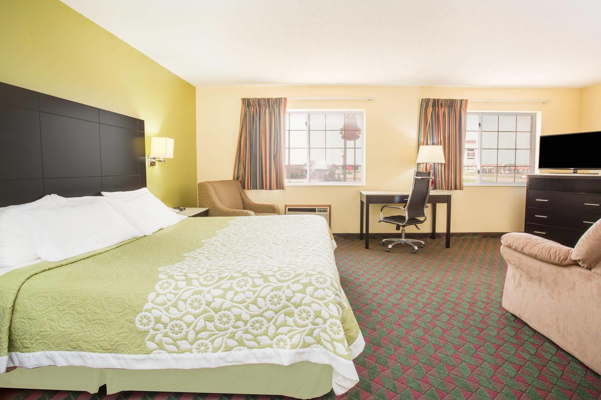Days Inn By Wyndham Lexington Ne Eksteriør billede