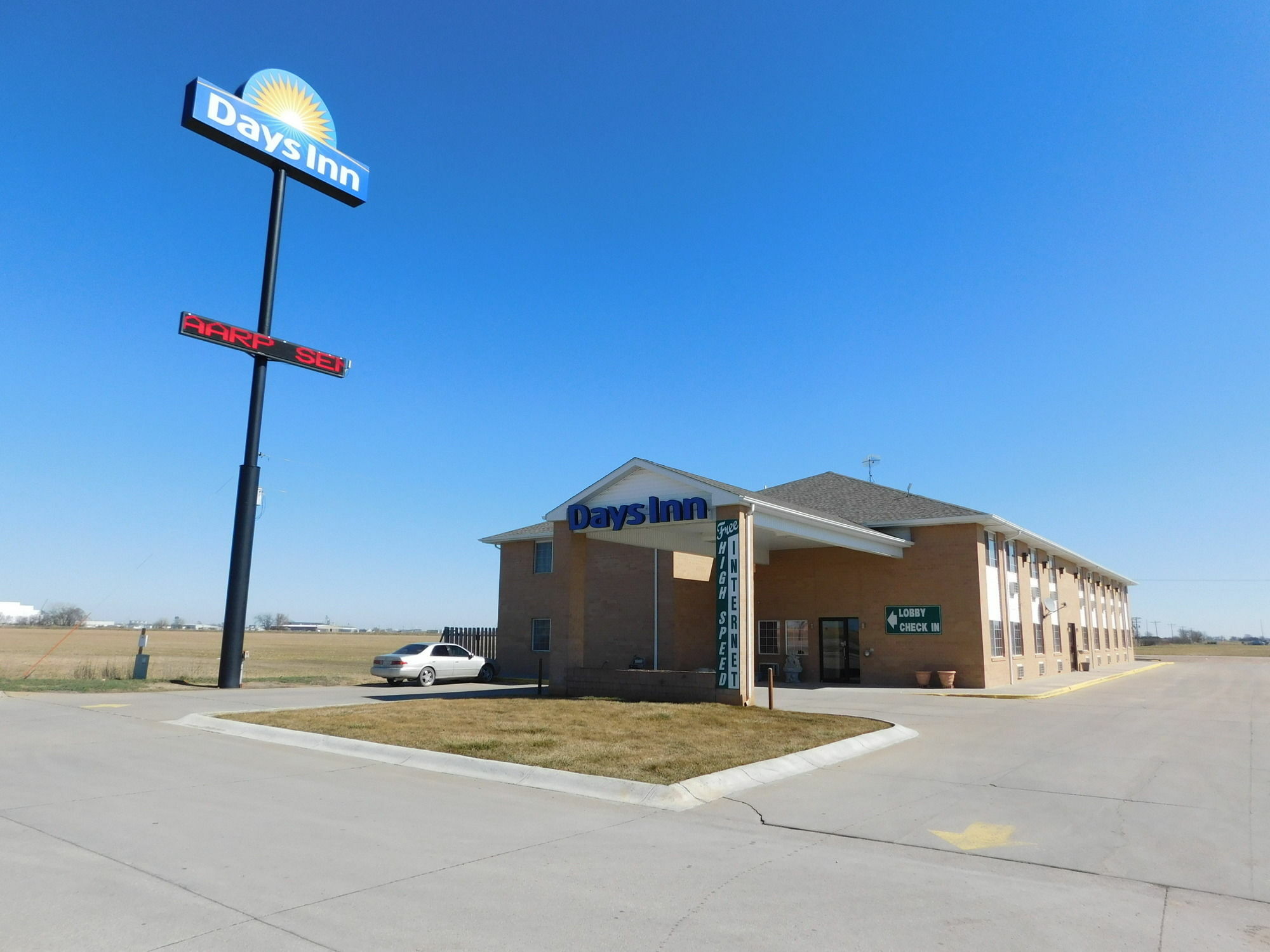 Days Inn By Wyndham Lexington Ne Eksteriør billede