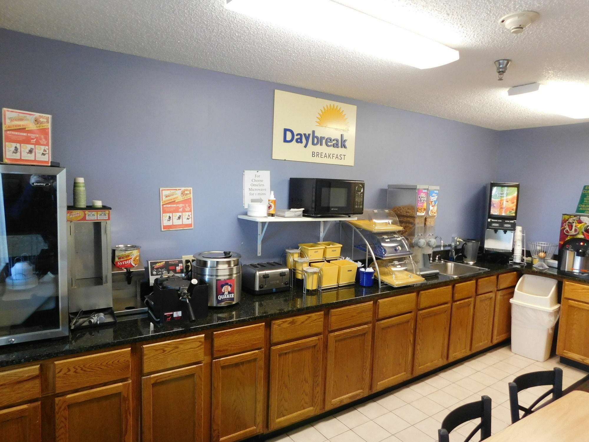 Days Inn By Wyndham Lexington Ne Eksteriør billede